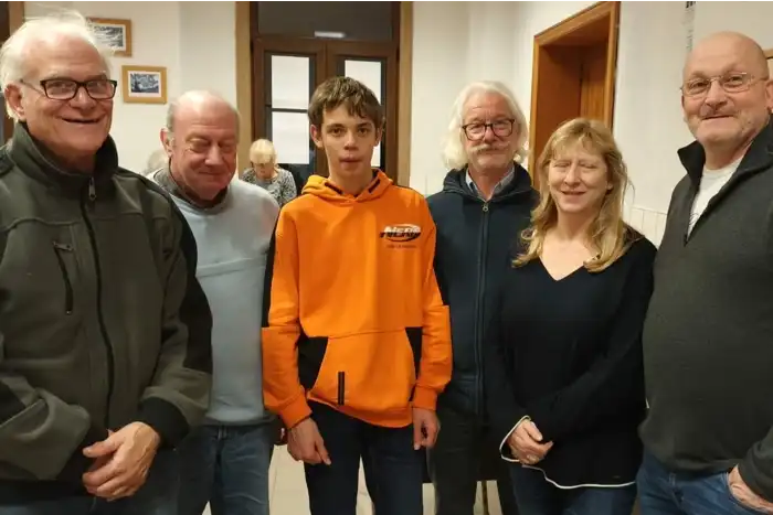 L’équipe de Flor’N Scrabble au terme de sa première saison d’Interclubs, conclue invaincue avec neuf victoires en neuf rencontres et une montée en Division 3.